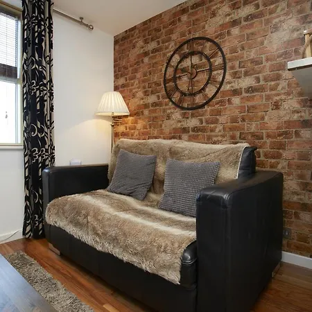 Apartment Westpoint By Lj And Keat